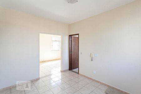 Sala 2 de apartamento para alugar com 4 quartos, 120m² em Sagrada Família, Belo Horizonte