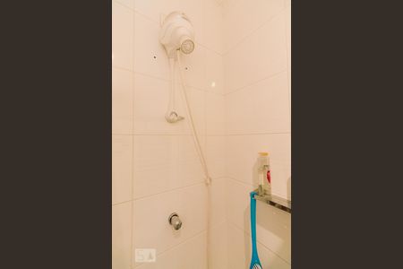 Casa de condomínio à venda com 68m², 2 quartos e 1 vagaBanheiro da Suíte 2 Chuveiro