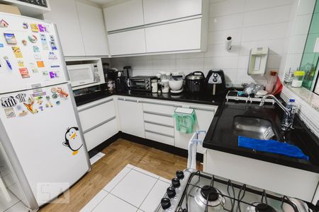 Cozinha de casa de condomínio à venda com 2 quartos, 68m² em Imirim, São Paulo