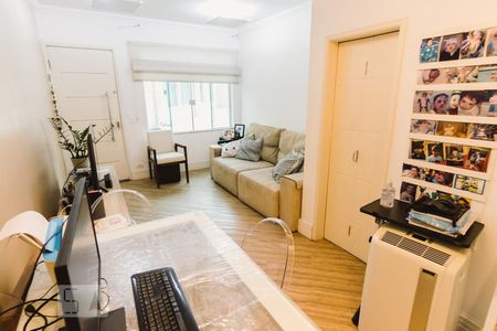 Sala de casa de condomínio à venda com 2 quartos, 68m² em Imirim, São Paulo