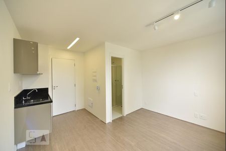 Sala de kitnet/studio para alugar com 1 quarto, 19m² em Brás, São Paulo