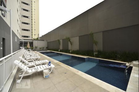 Studio para alugar com 19m², 1 quarto e sem vagaÁrea comum - piscina