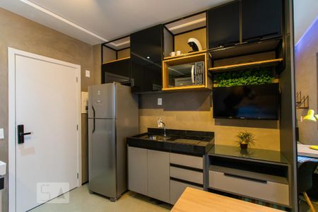 Studio - Cozinha de kitnet/studio para alugar com 1 quarto, 17m² em Liberdade, São Paulo