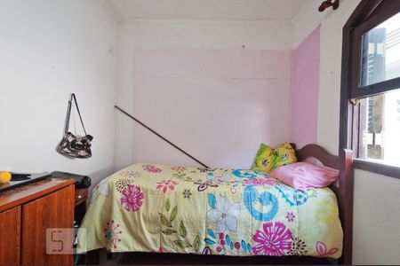 Casa à venda com 150m², 3 quartos e 2 vagas Casa à venda com 150m², 3 quartos e 2 vagasQuarto 3