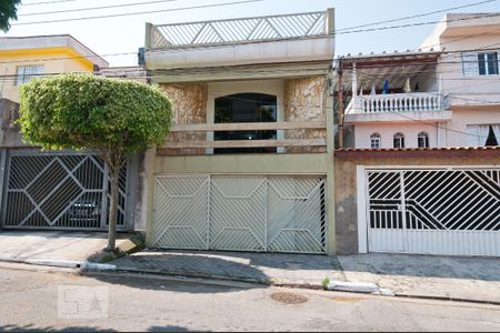 Fachada de casa à venda com 3 quartos, 150m² em Jardim Santa Maria, São Paulo