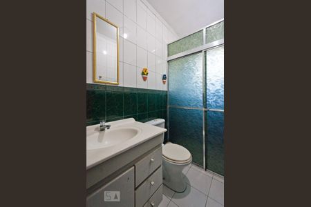 Casa à venda com 150m², 3 quartos e 2 vagas Casa à venda com 150m², 3 quartos e 2 vagasBanheiro 3