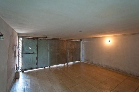 Garagem de casa à venda com 3 quartos, 150m² em Jardim Santa Maria, São Paulo