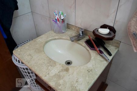 Casa à venda com 350m², 4 quartos e 6 vagasBANHEIRO