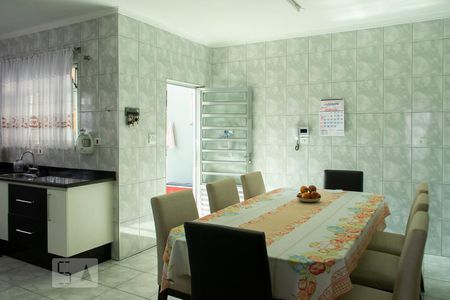 Casa à venda com 350m², 4 quartos e 6 vagasCOZINHA