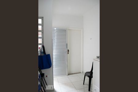 Casa à venda com 350m², 4 quartos e 6 vagasQUARTO SERVIÇO