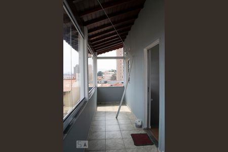 Casa à venda com 350m², 4 quartos e 6 vagasVARANDA
