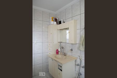 Casa à venda com 487m², 4 quartos e 5 vagasBANHEIRO SUITE