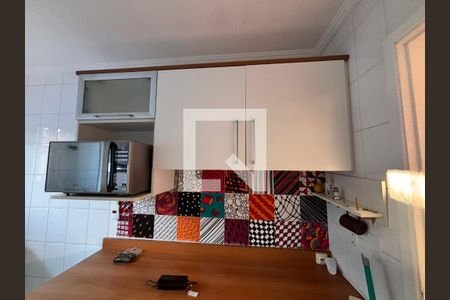 Cozinha de casa de condomínio para alugar com 2 quartos, 50m² em Jardim Torino, Cotia