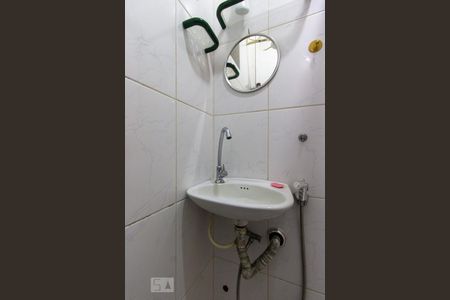 Studio à venda com 30m², 1 quarto e sem vaga Studio à venda com 30m², 1 quarto e sem vagaBanheiro
