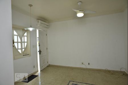 Sala de casa de condomínio à venda com 3 quartos, 112m² em Curicica, Rio de Janeiro