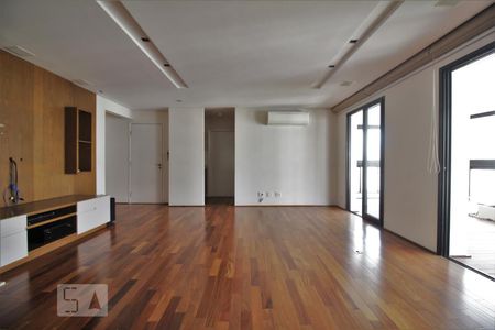 Sala de Apartamento com 2 quartos, 600m² Panamby
