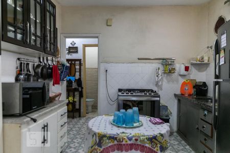 Apartamento para alugar com 98m², 2 quartos e sem vagaCozinha