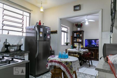 Apartamento para alugar com 98m², 2 quartos e sem vagaCozinha