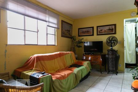 Sala de apartamento para alugar com 2 quartos, 98m² em Embaré, Santos