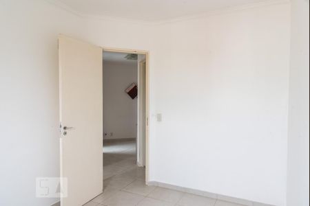 Quarto 1 de apartamento para alugar com 2 quartos, 50m² em São João Clímaco, São Paulo