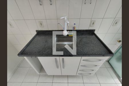 Cozinha de apartamento para alugar com 2 quartos, 50m² em São João Clímaco, São Paulo
