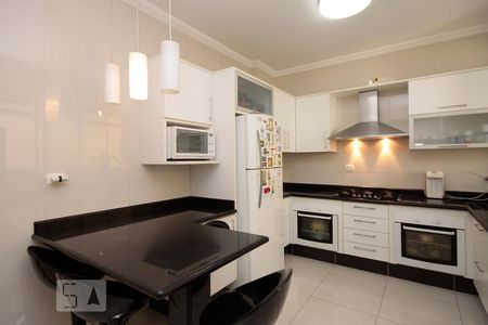 Apartamento para alugar com 240m², 3 quartos e 1 vagaCozinha