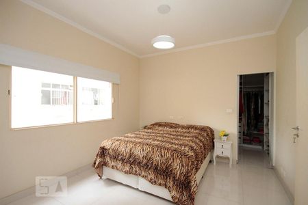 Apartamento para alugar com 240m², 3 quartos e 1 vagaSuíte
