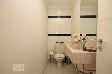 Lavabo de apartamento para alugar com 3 quartos, 240m² em Santa Cecília, São Paulo