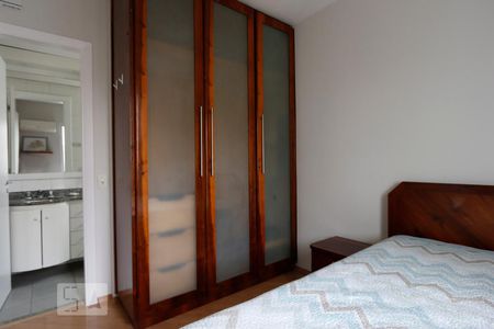 armario do quarto de apartamento para alugar com 1 quarto, 37m² em Jardim Paulista, São Paulo