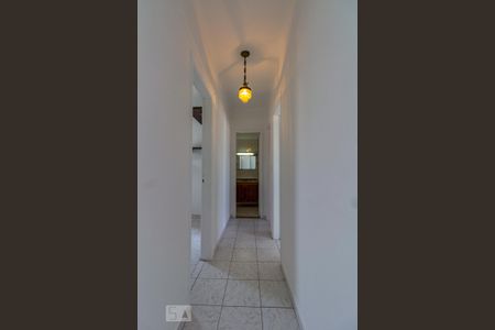 Studio para alugar com 80m², 3 quartos e 1 vaga Studio para alugar com 80m², 3 quartos e 1 vagaHall Dormitórios