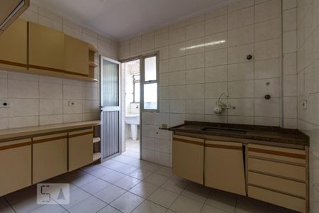 Studio para alugar com 80m², 3 quartos e 1 vaga Studio para alugar com 80m², 3 quartos e 1 vagaCozinha