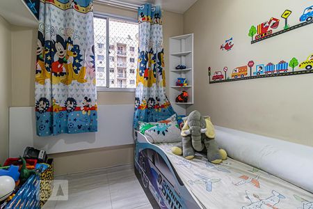 Quarto 1 de apartamento para alugar com 2 quartos, 56m² em Taquara, Rio de Janeiro