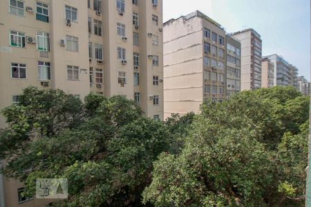 Vista  de apartamento para alugar com 2 quartos, 62m² em Copacabana, Rio de Janeiro