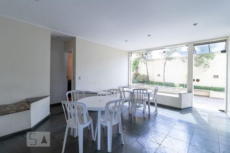 Apartamento para alugar com 63m², 2 quartos e 2 vagasÁrea comum - Salão de festas