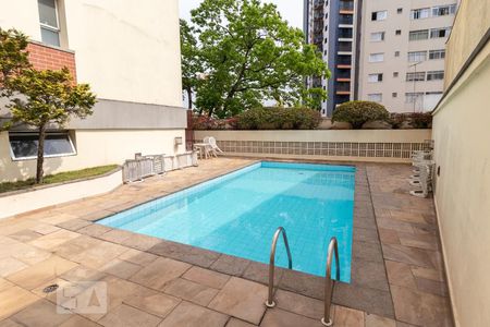 Apartamento para alugar com 63m², 2 quartos e 2 vagasÁrea comum - Piscina