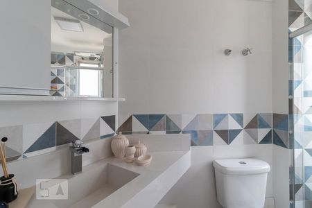 Apartamento para alugar com 63m², 2 quartos e 2 vagasBanheiro da Suíte