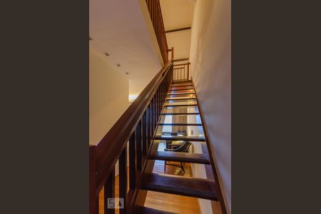 Escada de apartamento para alugar com 1 quarto, 57m² em Rio Vermelho, Salvador