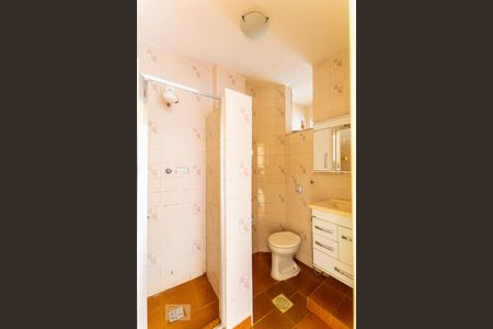 Banheiro de apartamento para alugar com 1 quarto, 40m² em Centro, Niterói