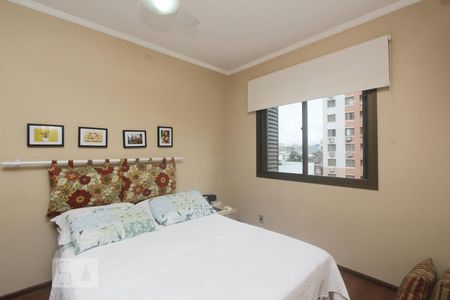 QUARTO 1 de apartamento à venda com 2 quartos, 75m² em Cristo Redentor, Porto Alegre