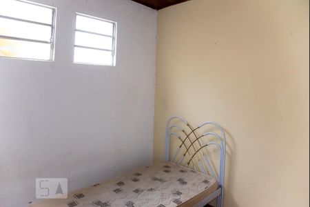 Casa 1 - Quarto 1 de casa para alugar com 5 quartos, 180m² em Vila Guilhermina, São Paulo