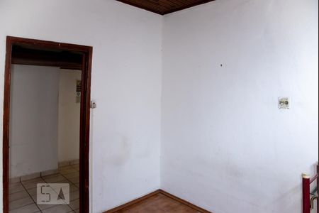 Casa 1 - Quarto 1 de casa para alugar com 5 quartos, 180m² em Vila Guilhermina, São Paulo
