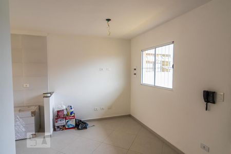 Sala de apartamento para alugar com 2 quartos, 42m² em Vila Granada, São Paulo