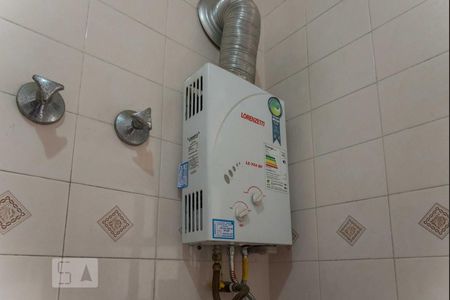 Casa para alugar com 70m², 3 quartos e sem vagaBanheiro - Aquecedor 