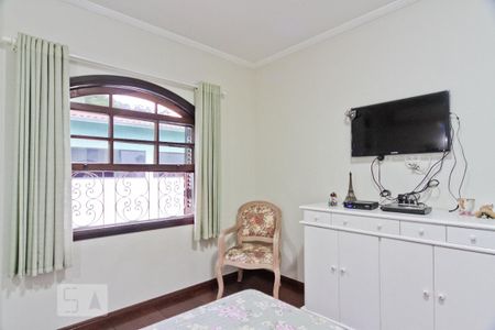 Casa à venda com 300m², 4 quartos e 4 vagas Casa à venda com 300m², 4 quartos e 4 vagasQuarto 3