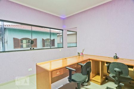 Casa à venda com 300m², 4 quartos e 4 vagas Casa à venda com 300m², 4 quartos e 4 vagasEdícula