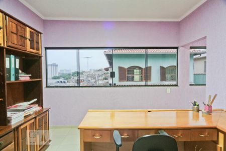 Casa à venda com 300m², 4 quartos e 4 vagas Casa à venda com 300m², 4 quartos e 4 vagasEdícula