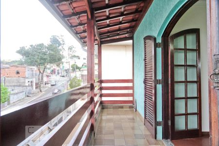 Varanda de casa à venda com 4 quartos, 300m² em Sítio Morro Grande, São Paulo