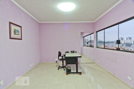 Casa à venda com 300m², 4 quartos e 4 vagas Casa à venda com 300m², 4 quartos e 4 vagasEdícula