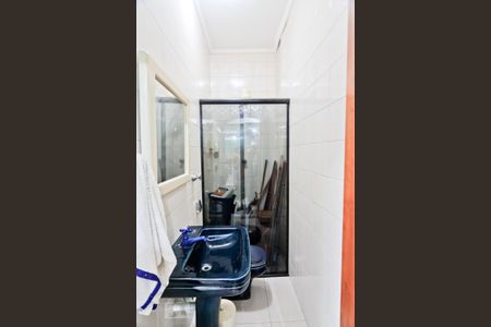 Casa à venda com 300m², 4 quartos e 4 vagas Casa à venda com 300m², 4 quartos e 4 vagasBanheiro de Serviço