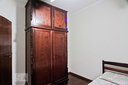 Casa à venda com 300m², 4 quartos e 4 vagas Casa à venda com 300m², 4 quartos e 4 vagasQuarto 1